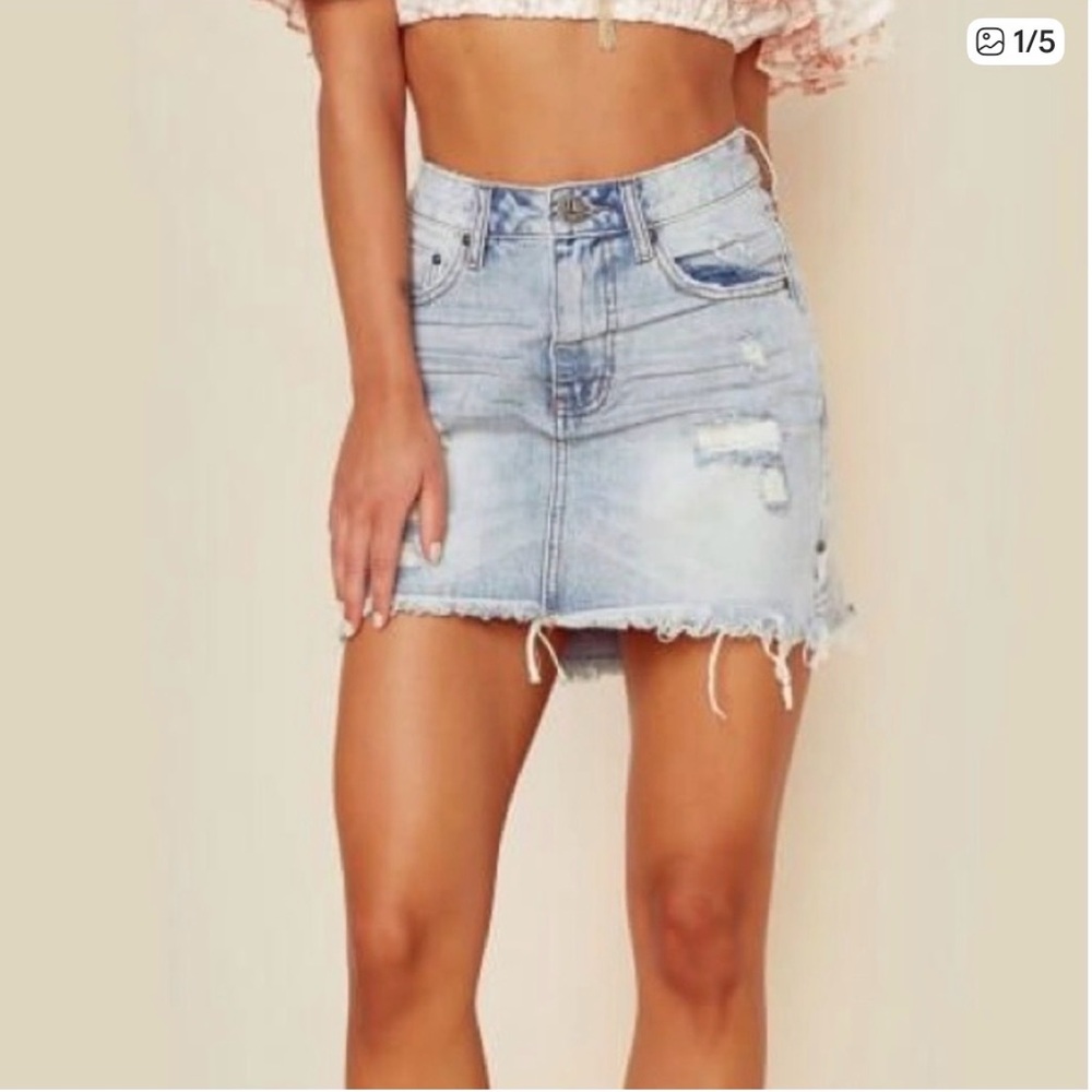 One x One Teaspoon 2020 High Waist Denim Distressed Mini Skirt Blue Hart Sz 30
